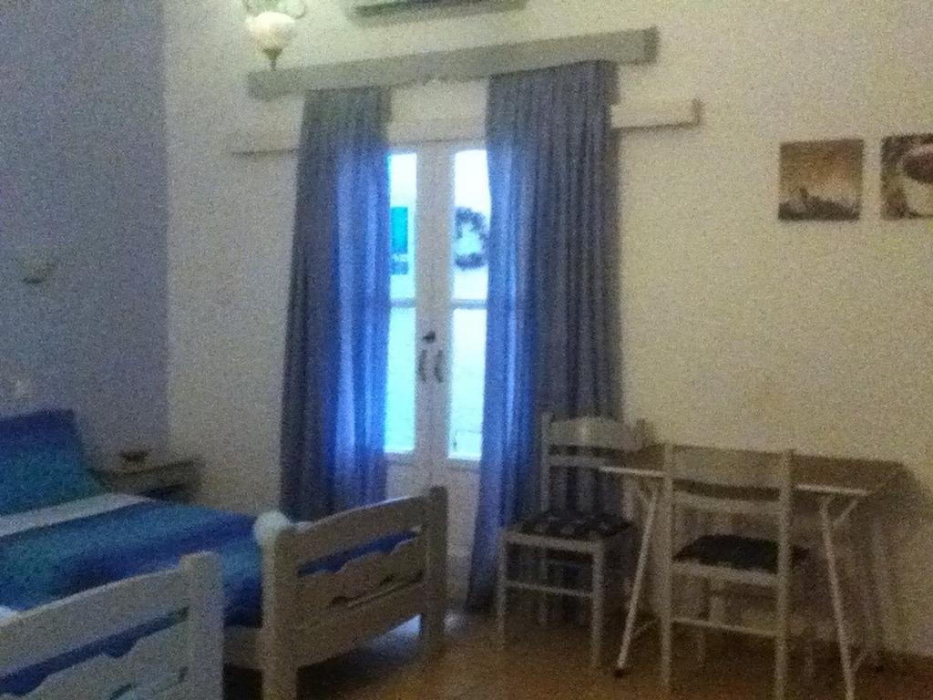 איוס חורה Galini Pension מראה חיצוני תמונה
