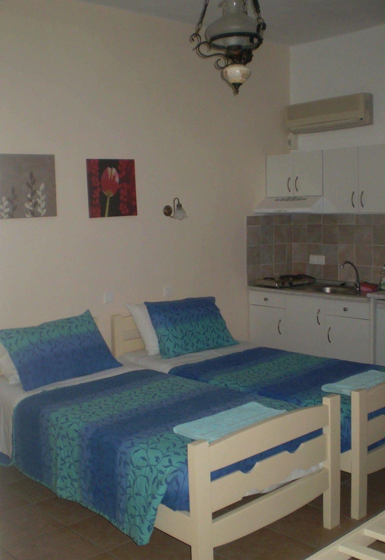 איוס חורה Galini Pension מראה חיצוני תמונה